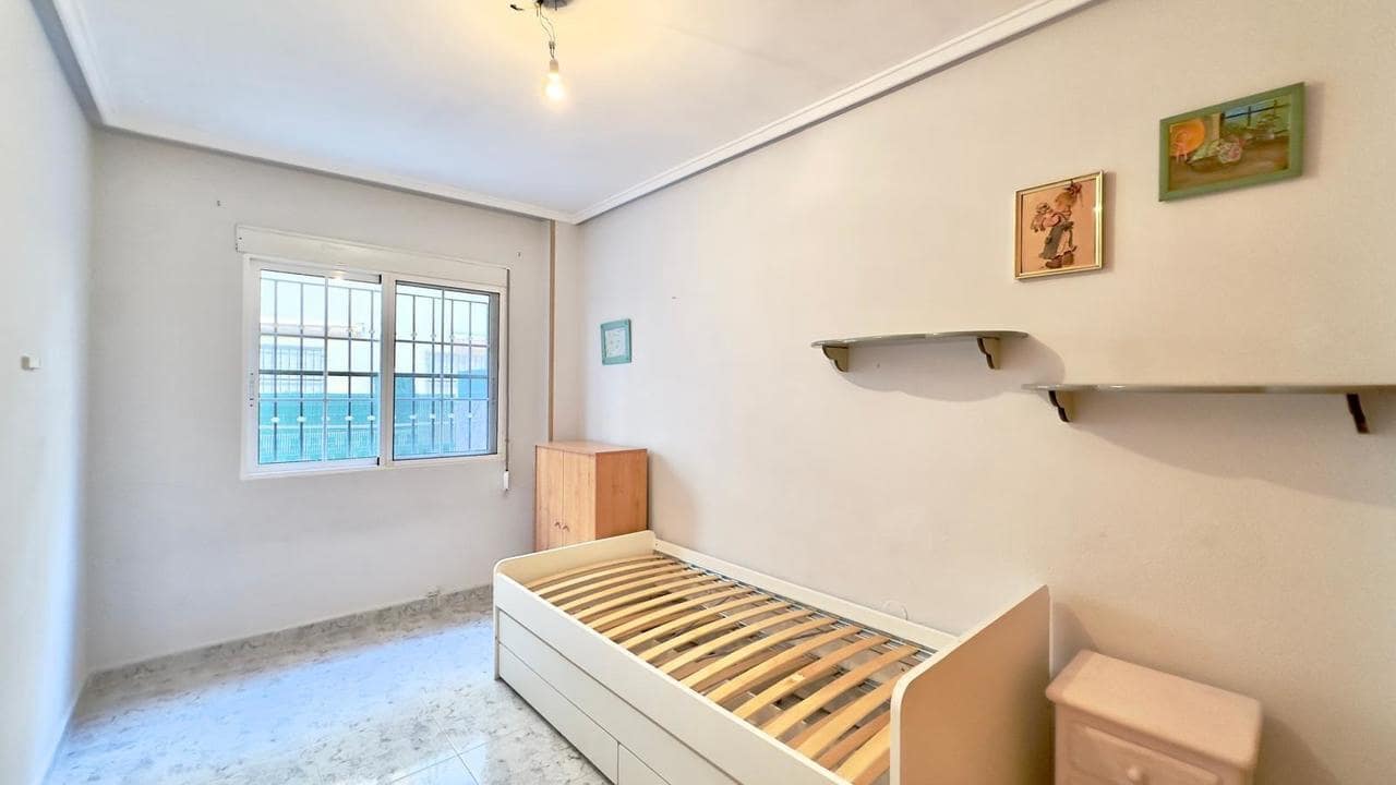 2 sypialnia Apartament na sprzedaż w Torrevieja z basenem - 139 900 € (Ref: 9550716)