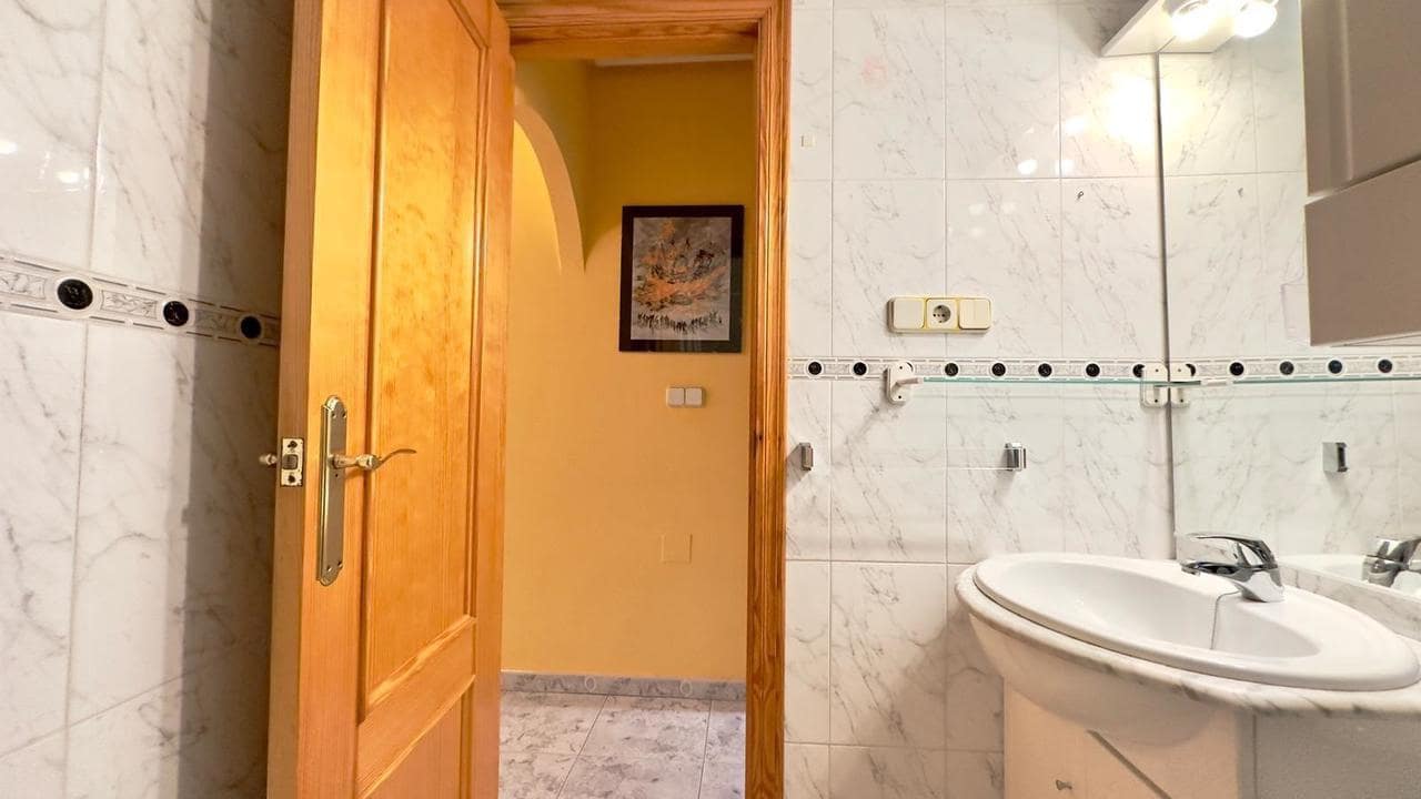 2 sypialnia Apartament na sprzedaż w Torrevieja z basenem - 139 900 € (Ref: 9550716)