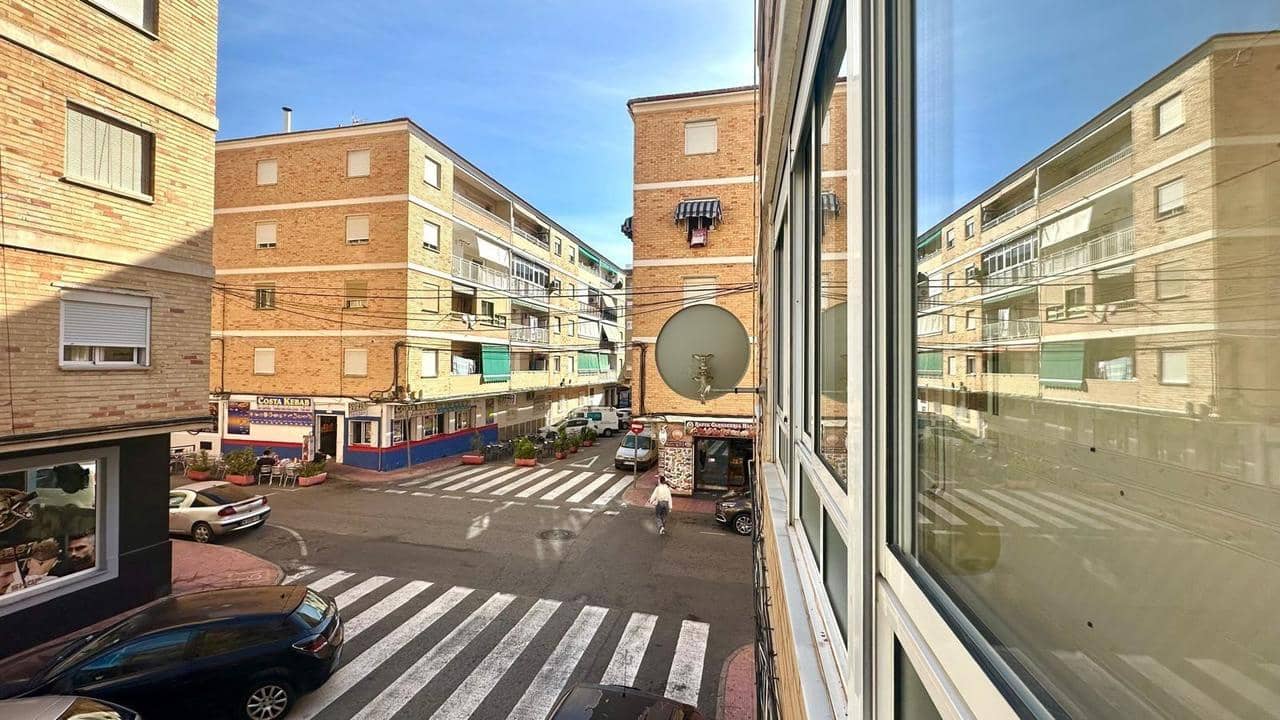 3 Zimmer Apartment zu verkaufen in Torrevieja - 139.900 € (Ref: 9550722)