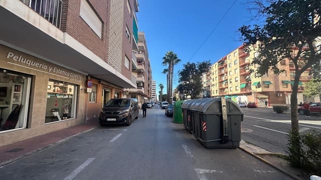 Apartamento de 2 habitaciones en El Molino, Torrevieja en venta - 155.900 € (Ref: 9550725)