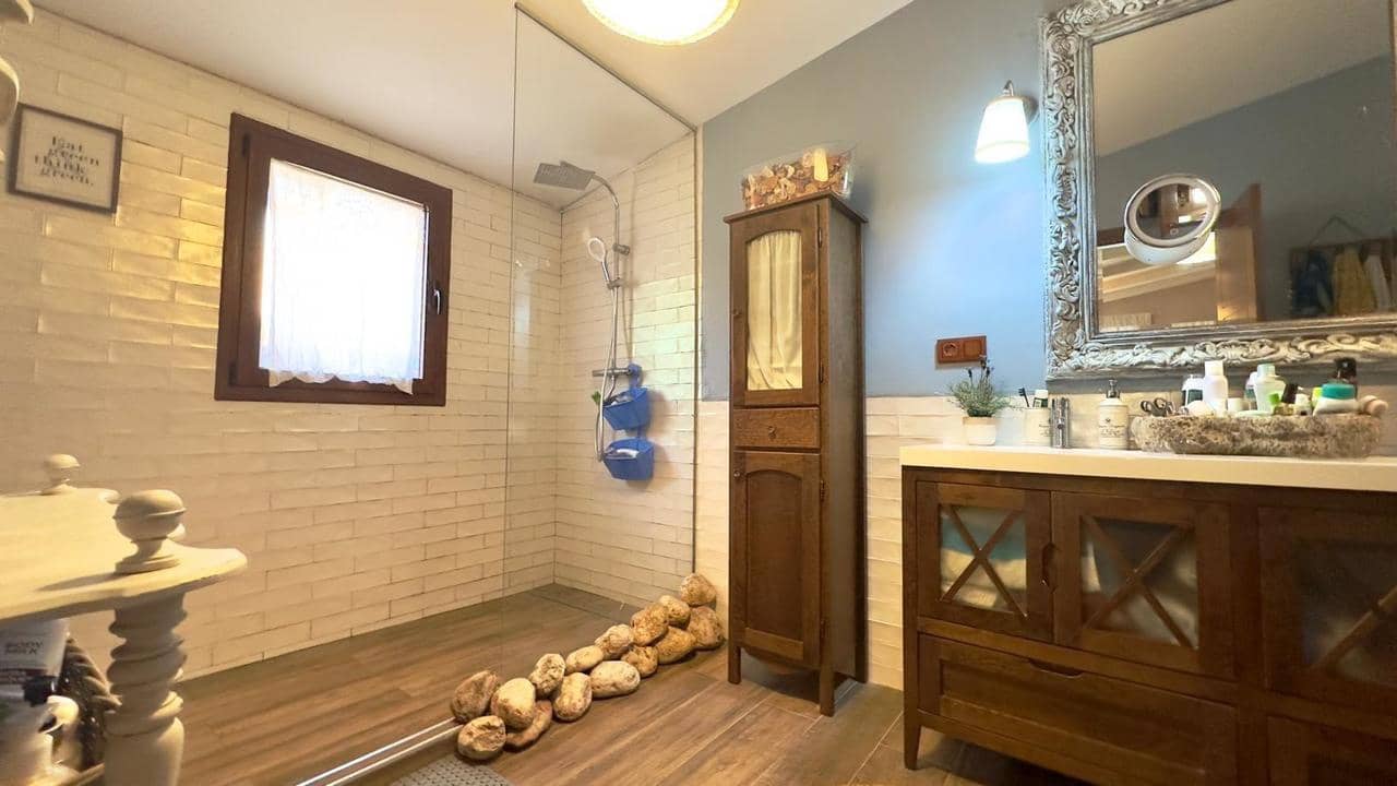 3 sypialnia Willa na sprzedaż w Torrevieja - 749 900 € (Ref: 9550731)