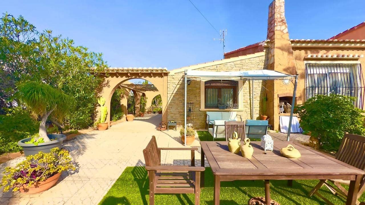 3 sypialnia Willa na sprzedaż w Torrevieja - 749 900 € (Ref: 9550731)