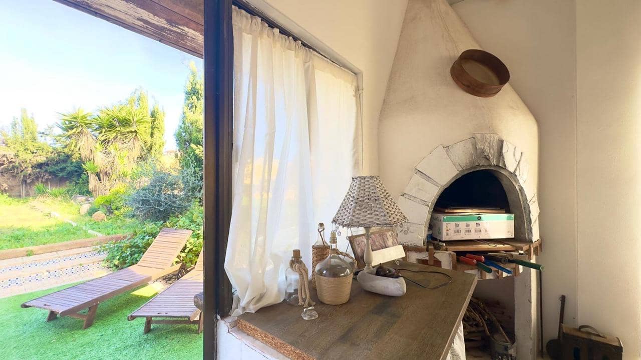 3 bedroom Villa for sale in Torrevieja - € 749,900 (Ref: 9550731)