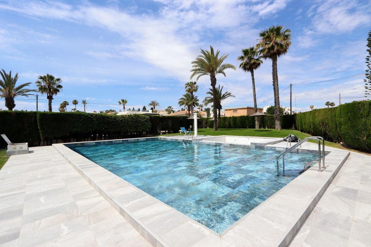 3 makuuhuone Huoneisto myytävänä paikassa Torrevieja - 340 000 € (Ref: 9564306)