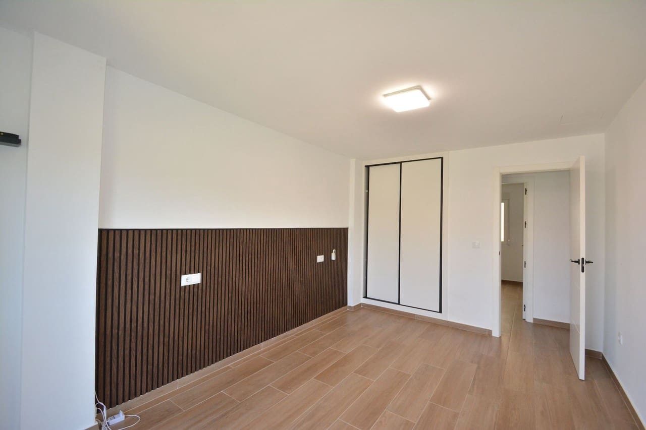 3 makuuhuone Huoneisto myytävänä paikassa Guardamar del Segura - 209 950 € (Ref: 9573962)