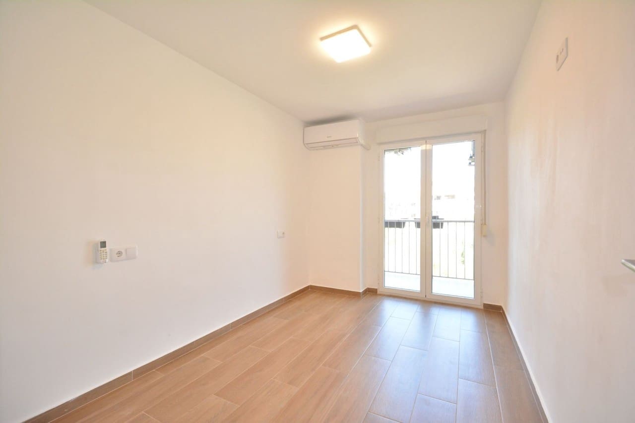 3 makuuhuone Huoneisto myytävänä paikassa Guardamar del Segura - 209 950 € (Ref: 9573962)