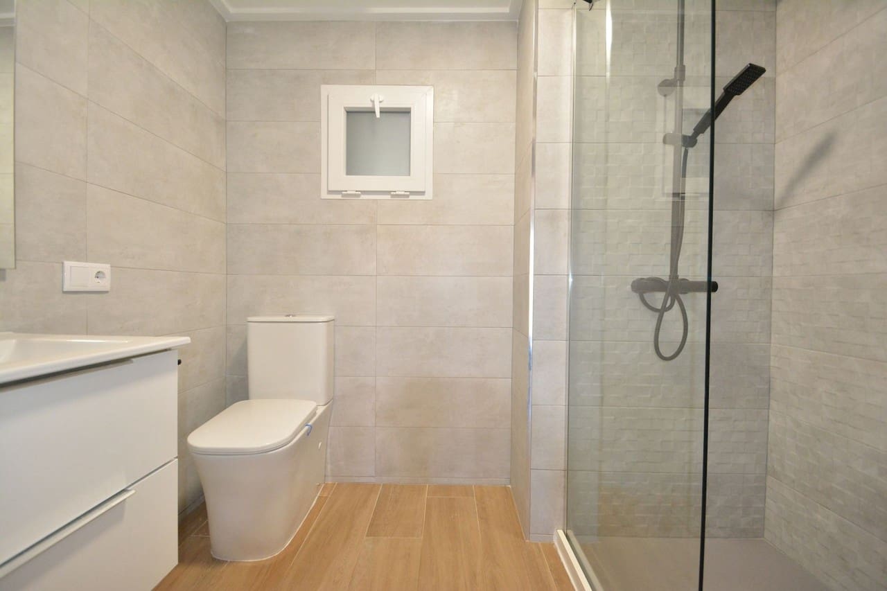 3 makuuhuone Huoneisto myytävänä paikassa Guardamar del Segura - 209 950 € (Ref: 9573962)
