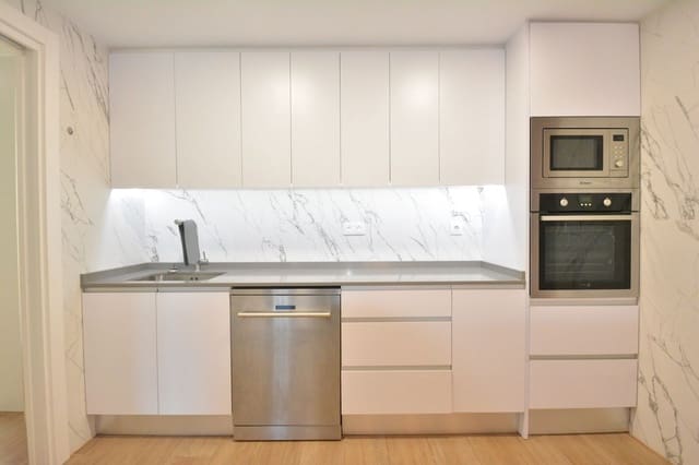 3 soveværelse Lejlighed til salg i Zona Pueblo, Guardamar del Segura med garage - € 199.950 (Ref: 9573962)