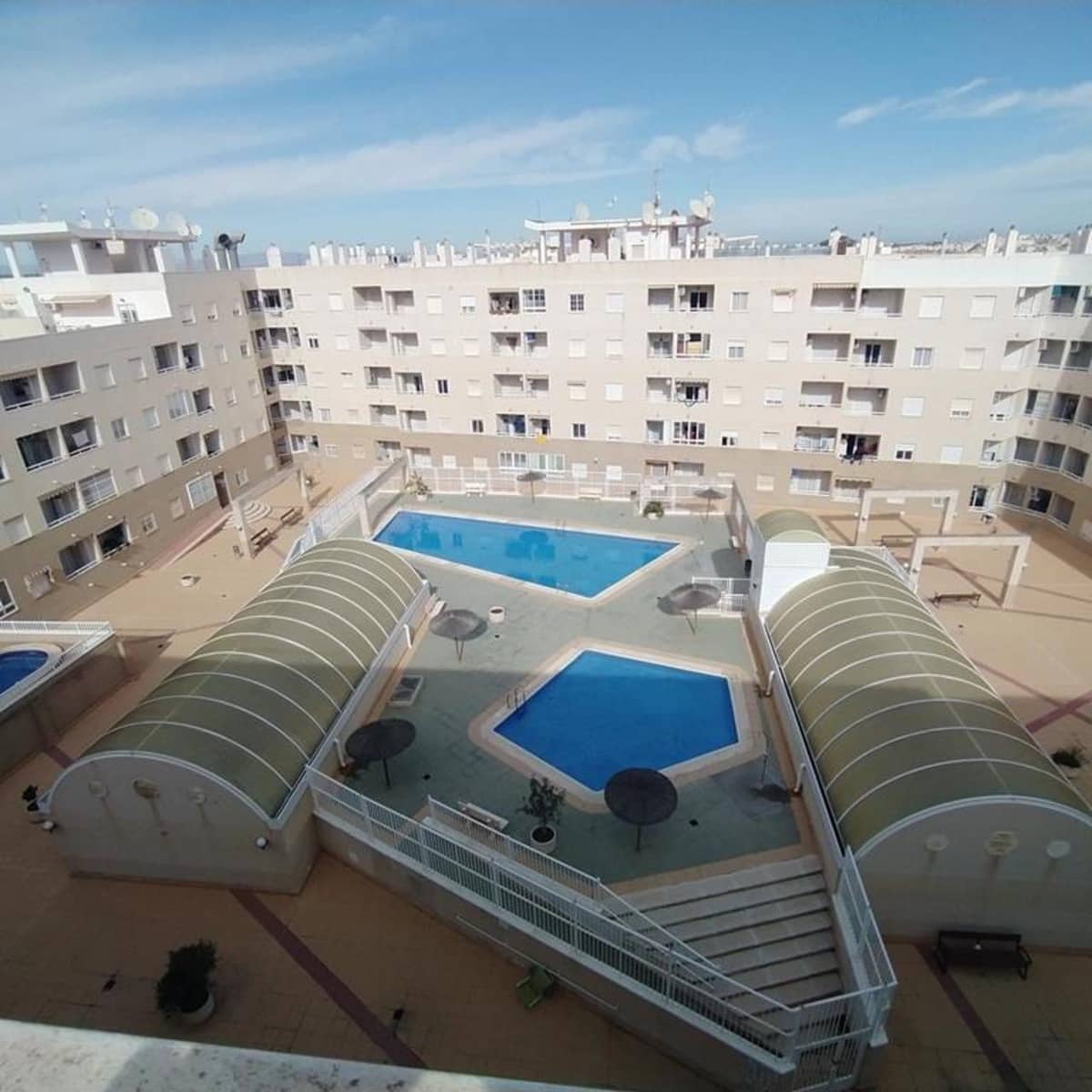 2 chambre Appartement à vendre à Torrevieja avec piscine - 139 000 € (Ref: 9581512)