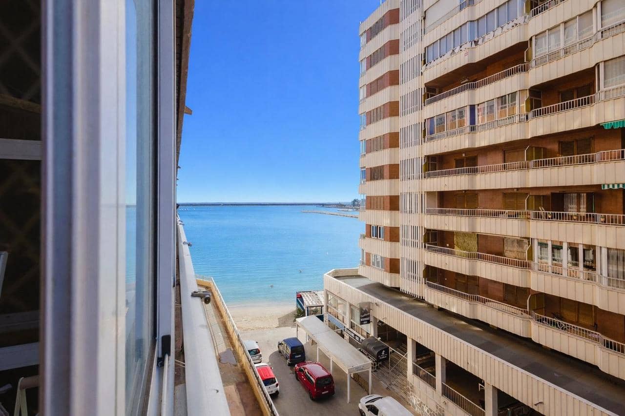 3 bedroom Apartment for sale in Torrevieja - € 244,990 (Ref: 9581515)