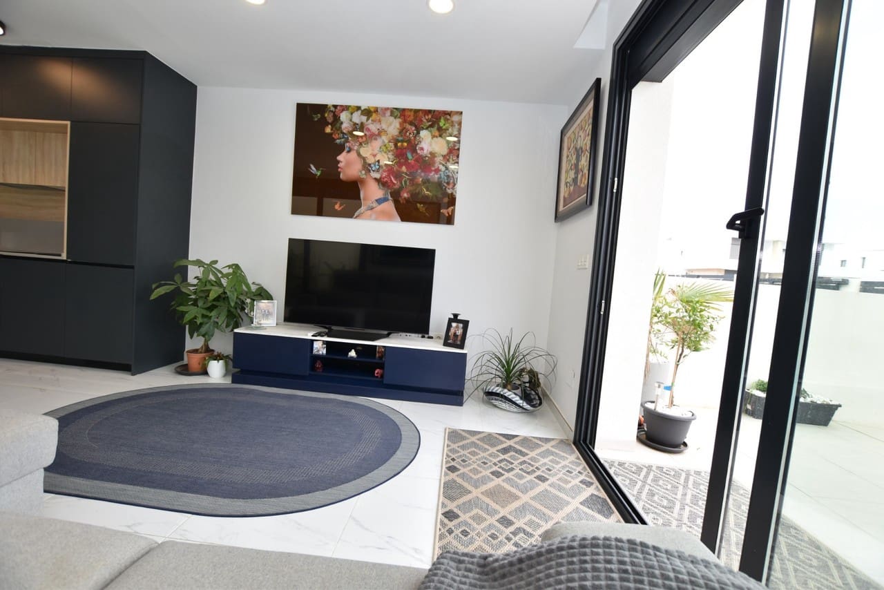 3 soveværelse Villa til salg i Los Montesinos med swimmingpool garage - € 369.000 (Ref: 9581520)