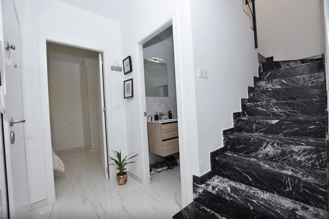 3 soveværelse Villa til salg i Los Montesinos med swimmingpool garage - € 369.000 (Ref: 9581520)