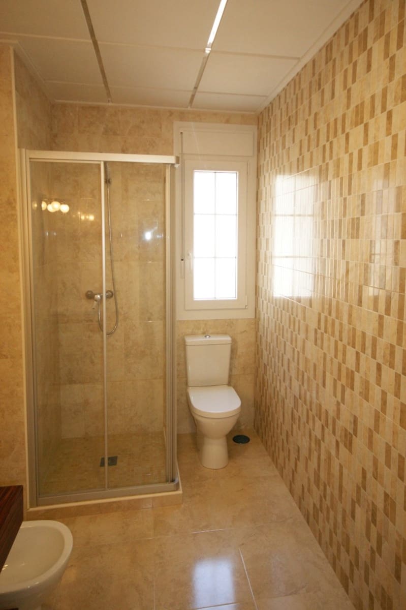 4 quarto Moradia para venda em Cabo Roig - 910 000 € (Ref: 9585356)