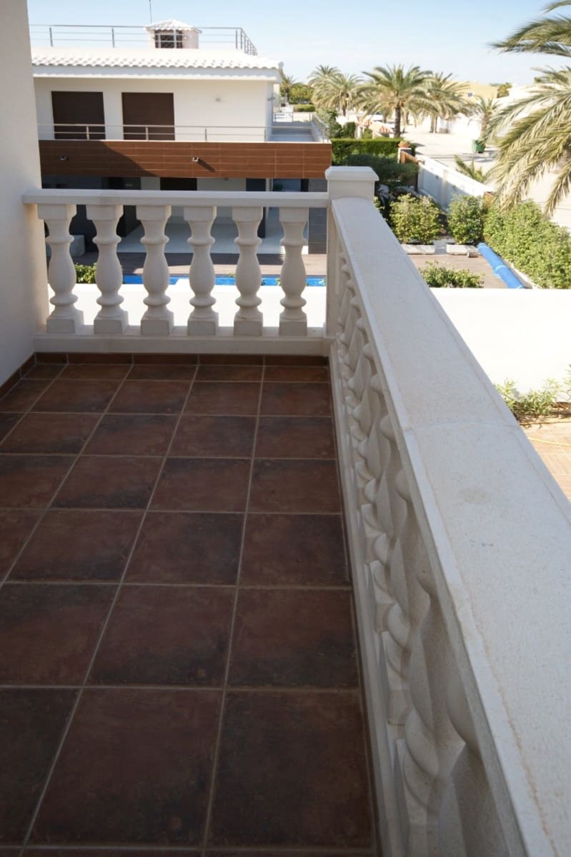 4 quarto Moradia para venda em Cabo Roig - 910 000 € (Ref: 9585356)