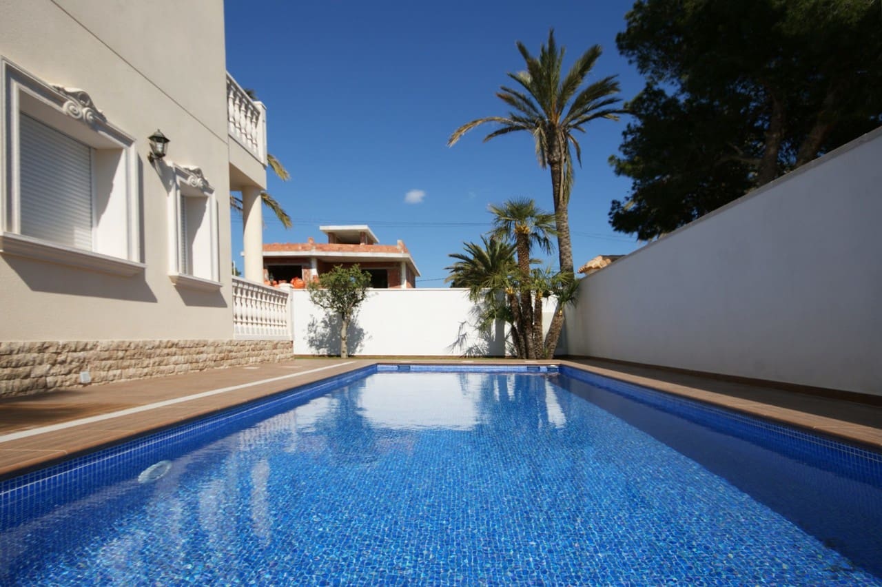4 quarto Moradia para venda em Cabo Roig - 910 000 € (Ref: 9585356)