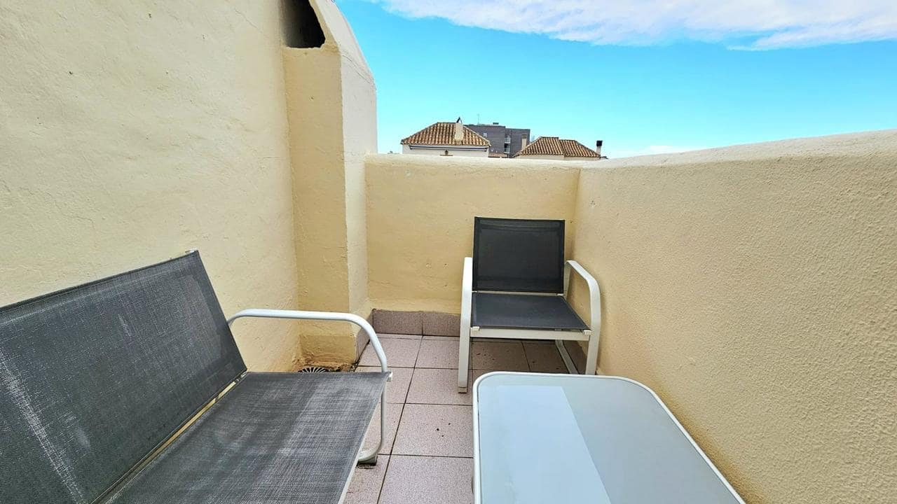 1 sypialnia Apartament na sprzedaż w Torrevieja z basenem - 127 300 € (Ref: 9585358)