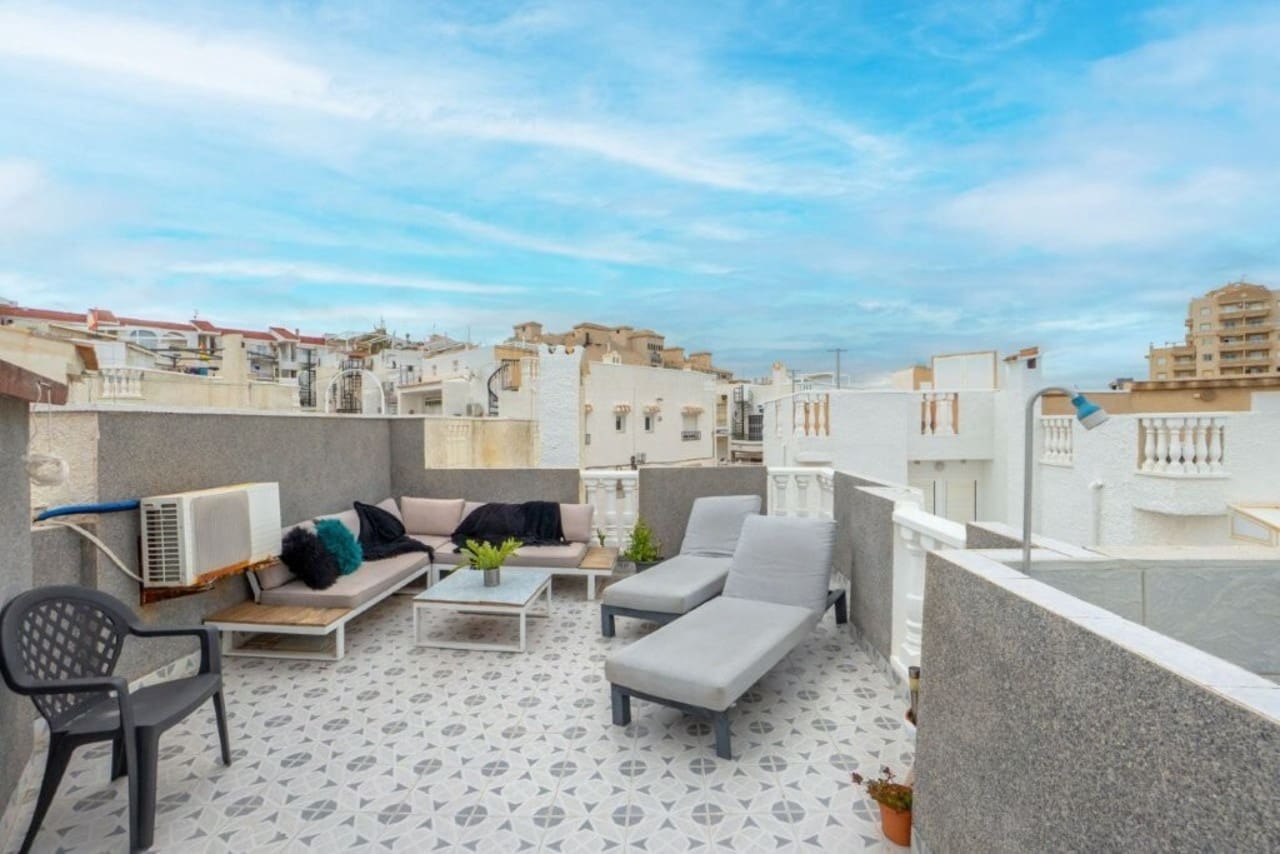 2 quarto Casa em Banda para venda em Torrevieja - 179 000 € (Ref: 9585364)