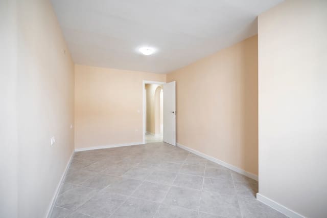 2 quarto Bungalow para venda em El Molino, Torrevieja - 119 000 € (Ref: 9585366)