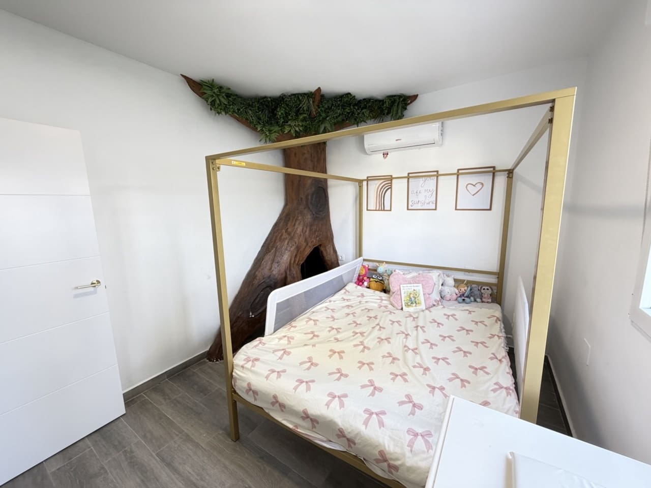 6 makuuhuone Huvila myytävänä paikassa Villamartin mukana uima-altaan - 695 000 € (Ref: 9590675)