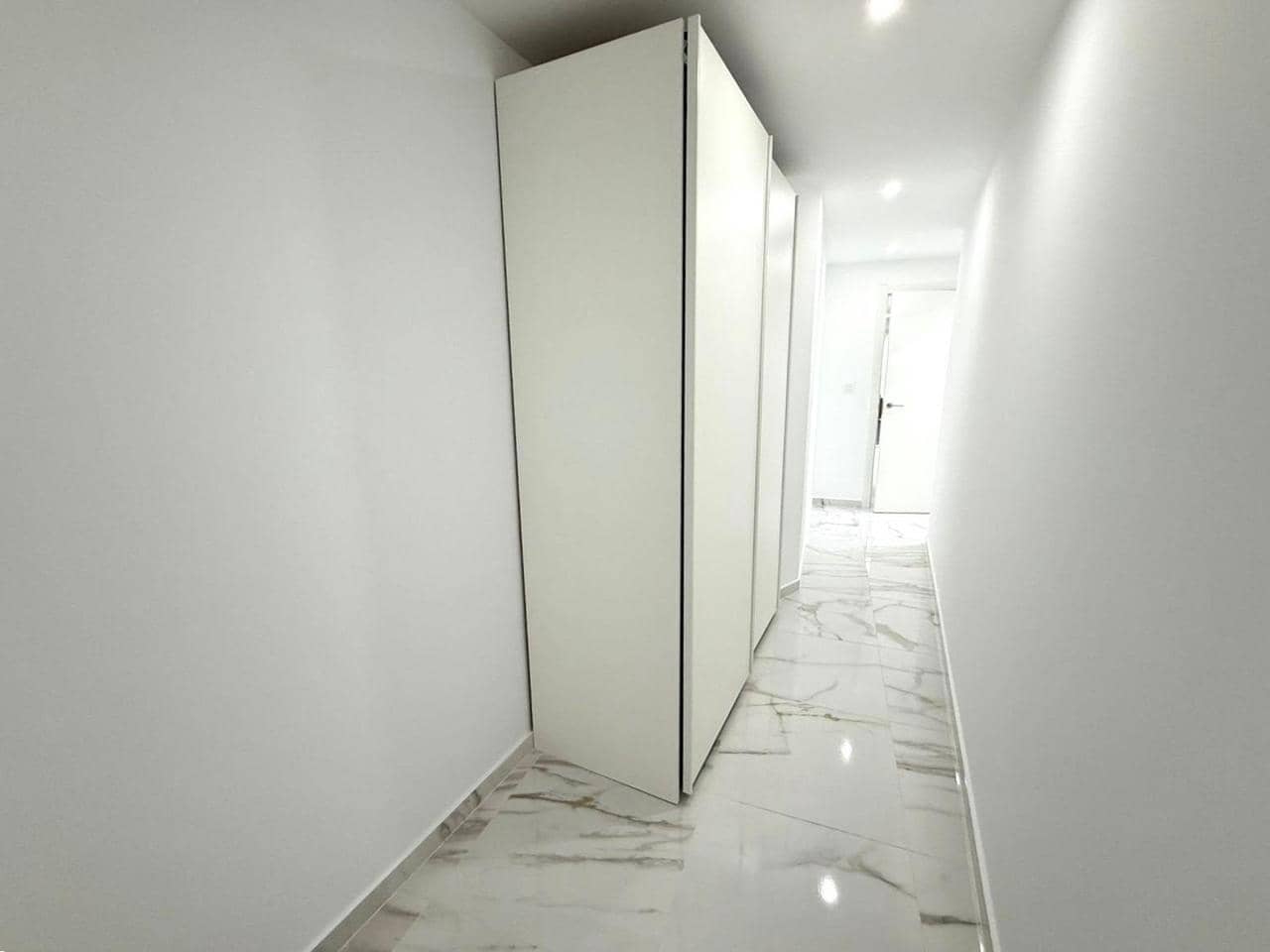 2 makuuhuone Huoneisto myytävänä paikassa Torrevieja - 200 000 € (Ref: 9590684)