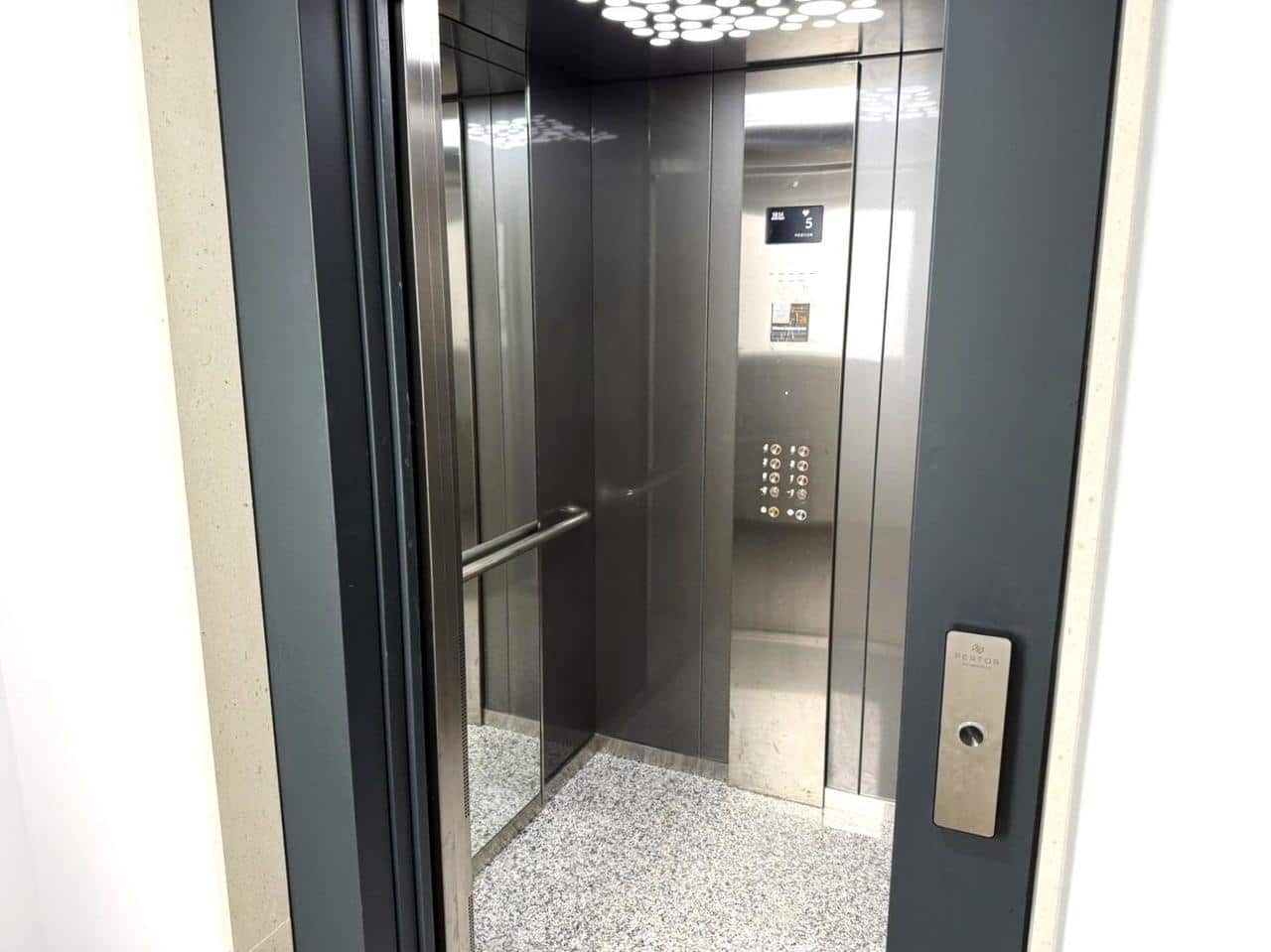 2 makuuhuone Huoneisto myytävänä paikassa Torrevieja - 200 000 € (Ref: 9590684)