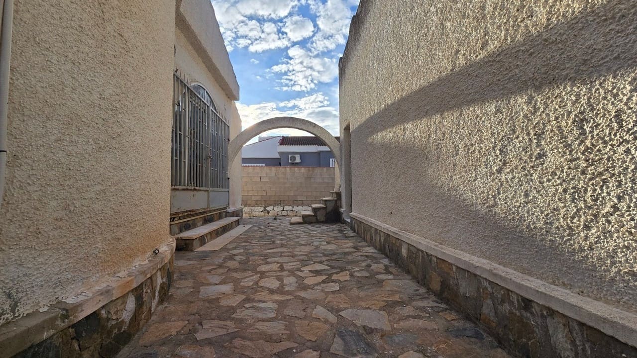 3 chambre Villa/Maison à vendre à El Chaparral - 330 000 € (Ref: 9590689)