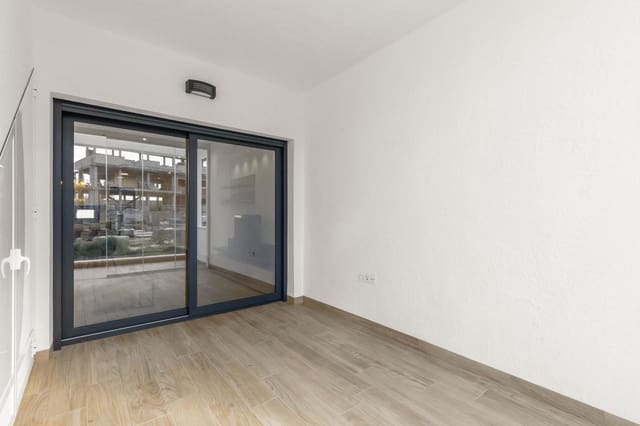 2 makuuhuone Bungalow myytävänä paikassa El Molino, Torrevieja mukana uima-altaan - 363 000 € (Ref: 9590694)