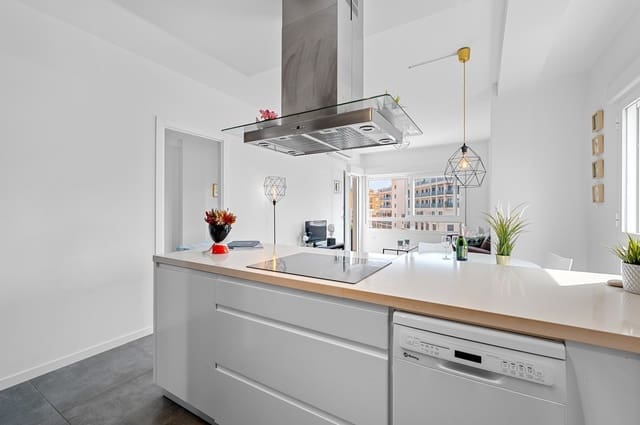 3 chambre Appartement à vendre à Dehesa de Campoamor, Orihuela - 199 000 € (Ref: 9590696)