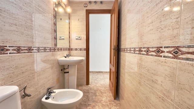 Apartamento de 2 habitaciones en El Molino, Torrevieja en venta con piscina - 139.900 € (Ref: 9590698)