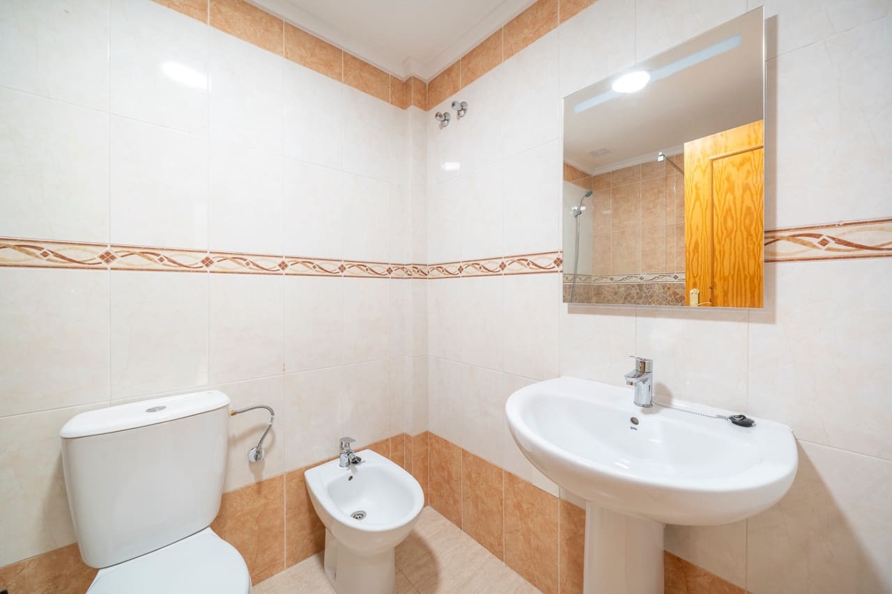 3 bedroom Townhouse for sale in Ciudad Quesada with pool - € 265,000 (Ref: 9598666)