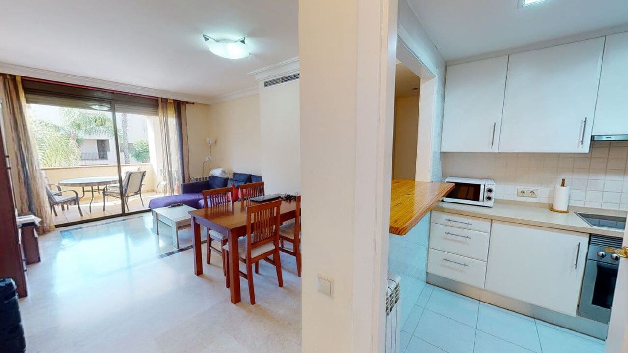 Apartamento de 2 habitaciones en Roda en venta - 175.000 € (Ref: 9601012)