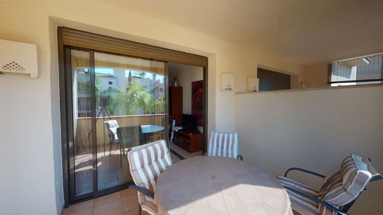 Apartamento de 2 habitaciones en Roda en venta - 175.000 € (Ref: 9601012)
