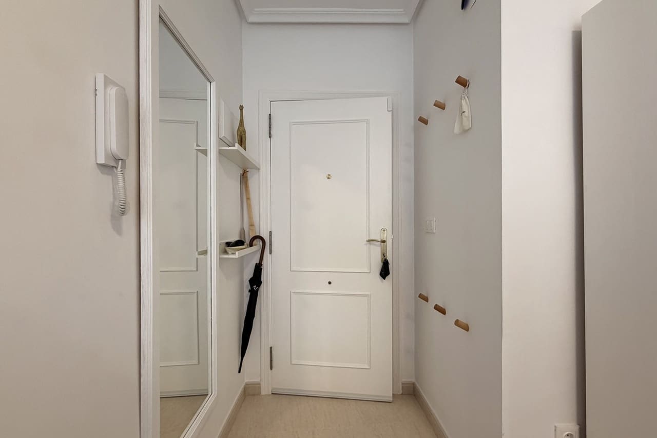 3 chambre Appartement à vendre à Torrevieja - 175 000 € (Ref: 9602501)