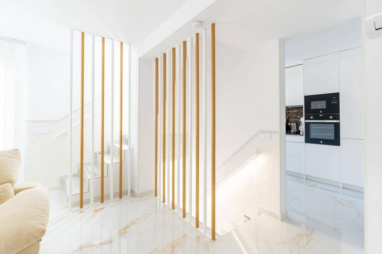 4 chambre Maison de Ville à vendre à Torrevieja avec piscine - 529 000 € (Ref: 9602503)