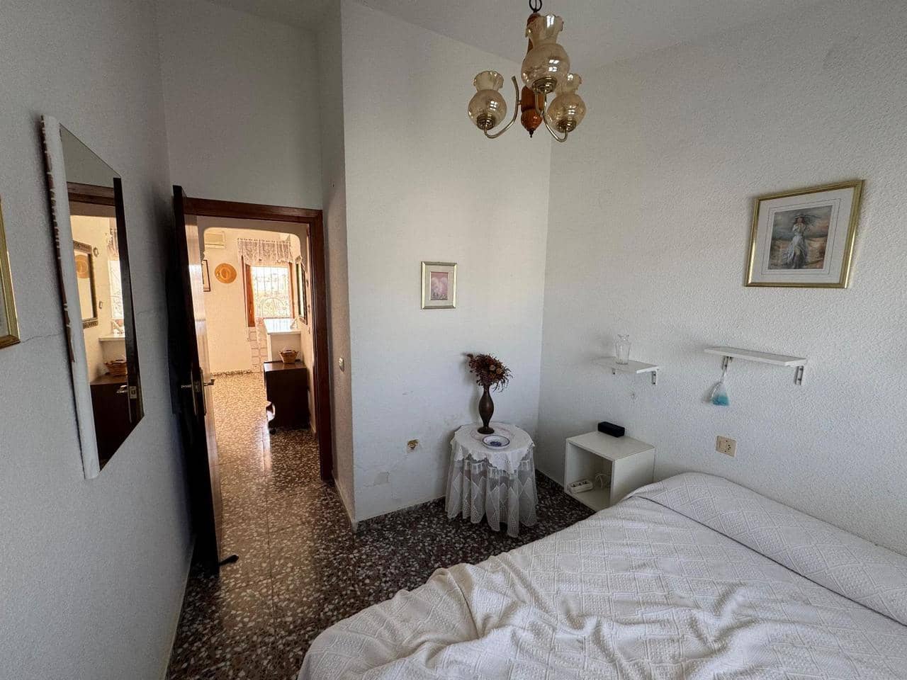 Casa de 3 habitaciones en Torrevieja en venta - 196.000 € (Ref: 9602509)
