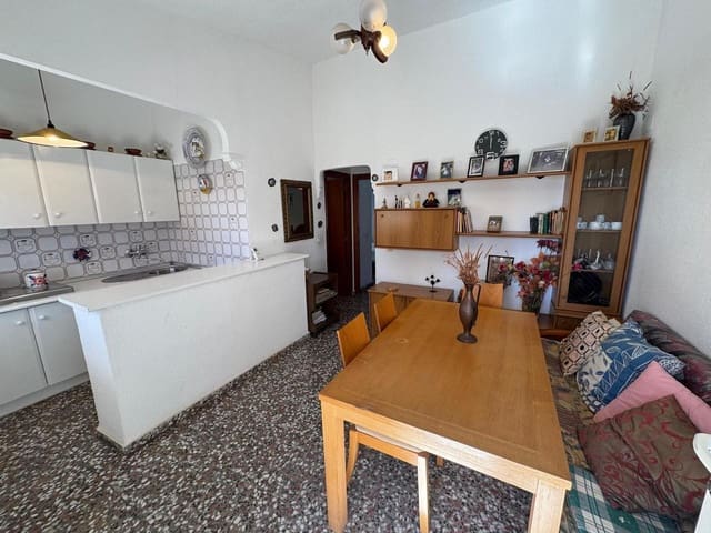 Casa de 3 habitaciones en El Molino, Torrevieja en venta - 196.000 € (Ref: 9602509)