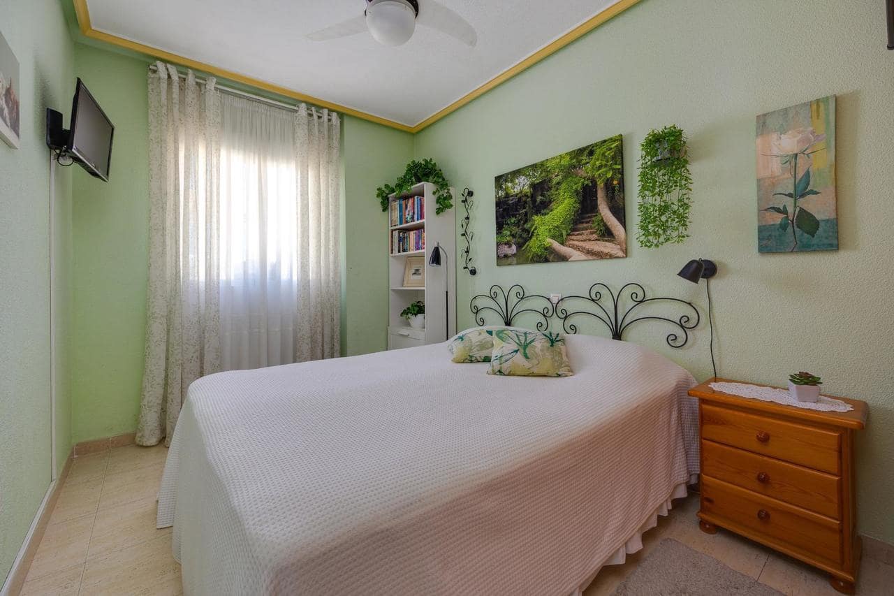 2 sypialnia Bungalow na sprzedaż w Torrevieja z basenem - 129 900 € (Ref: 9602511)