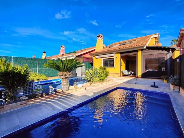 3 quarto Moradia para venda em Zona Pueblo, Guardamar del Segura - 365 000 € (Ref: 9602530)