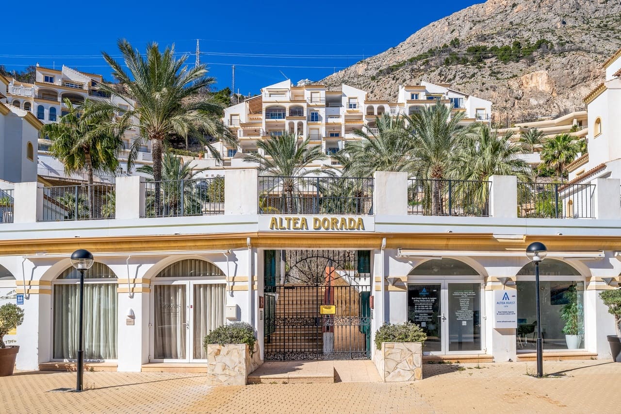 3 bedroom Apartment for sale in Altea - € 549,000 (Ref: 9602535)
