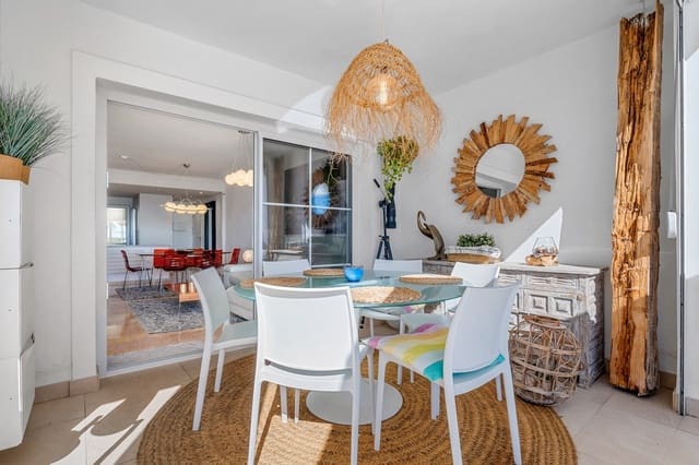 3 bedroom Penthouse for sale in Altea with pool garage - € 549,000 (Ref: 9602535)