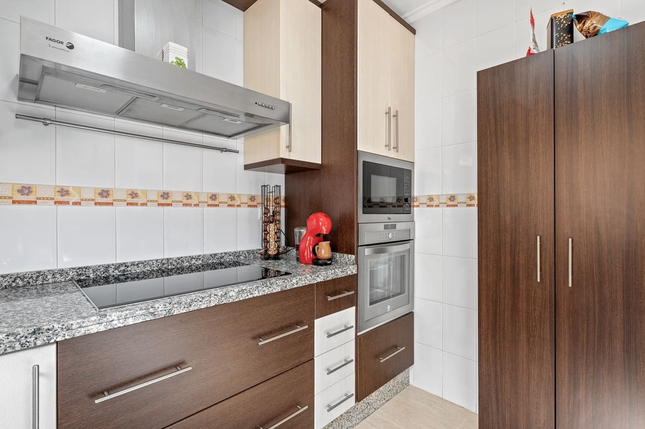 5 soveværelse Lejlighed til salg i Ciudad Quesada med swimmingpool - € 276.000 (Ref: 9602538)