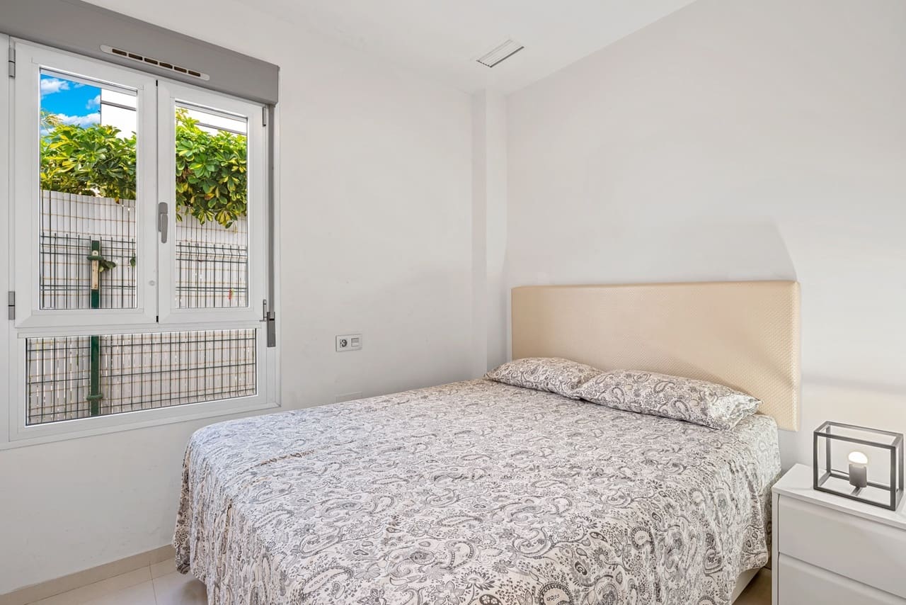 3 sypialnia Willa na sprzedaż w Ciudad Quesada z basenem garażem - 399 000 € (Ref: 9602539)