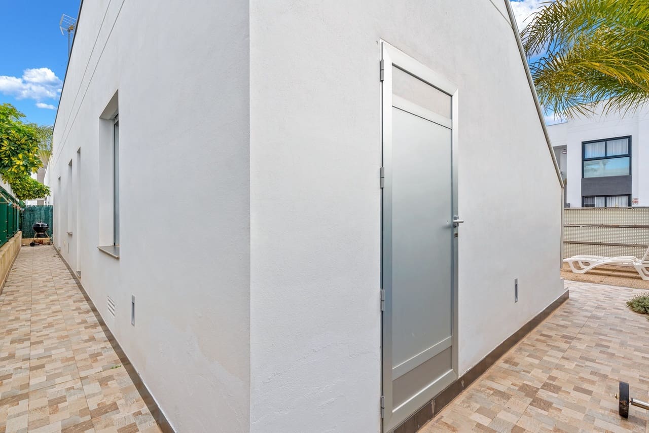 3 sypialnia Willa na sprzedaż w Ciudad Quesada z basenem garażem - 399 000 € (Ref: 9602539)