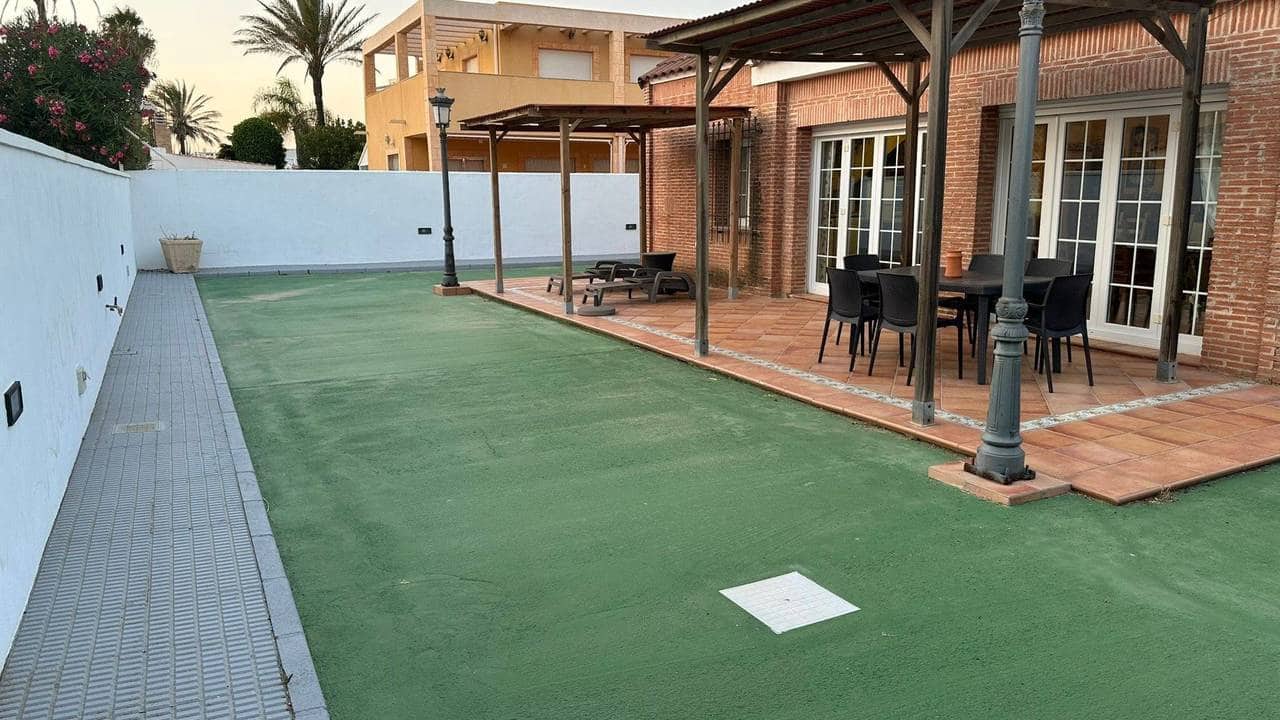 4 bedroom Villa for sale in Torre-Pacheco - € 531,915 (Ref: 9607170)