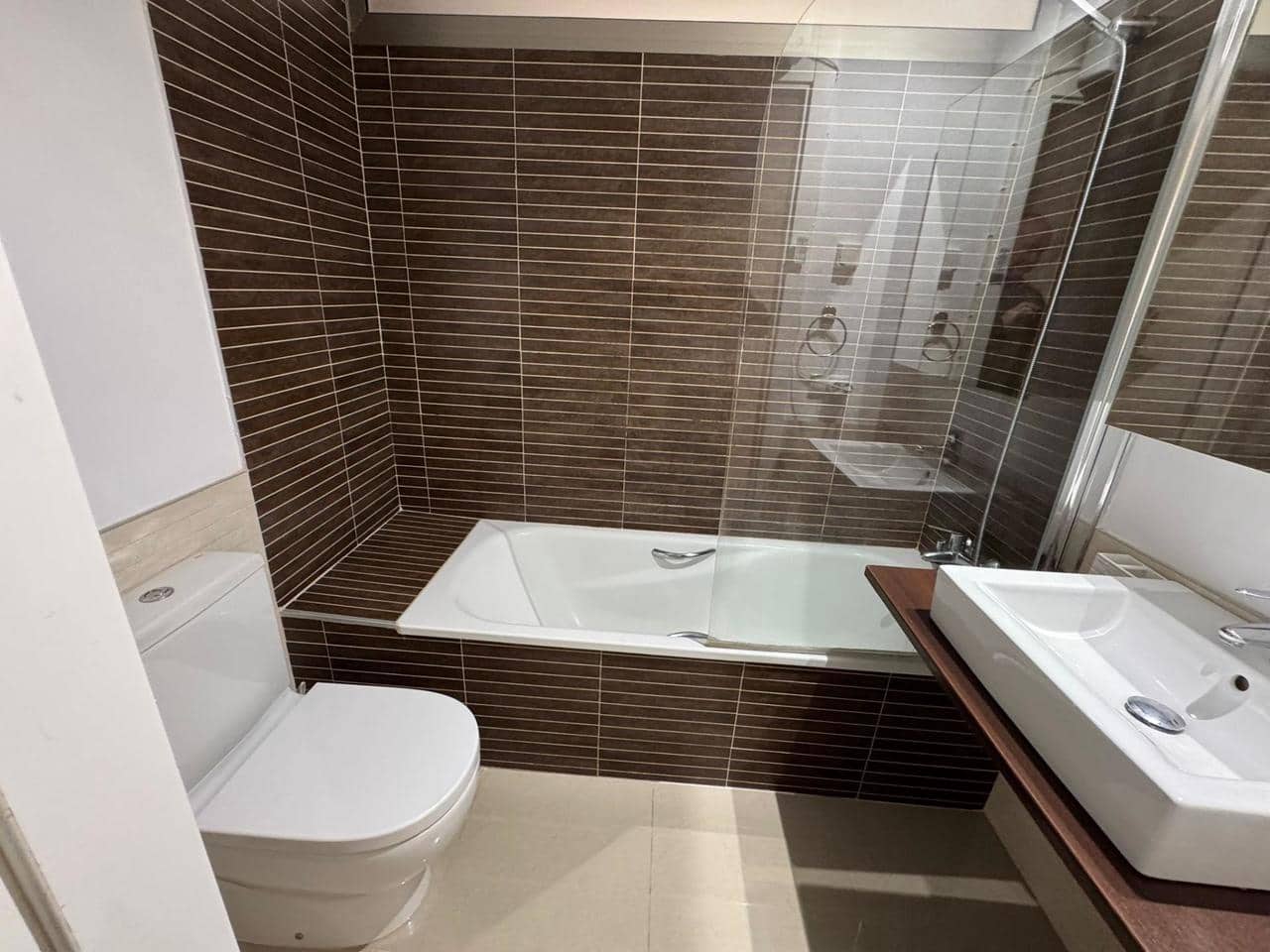 3 bedroom Townhouse for sale in Torrevieja with pool - € 379,000 (Ref: 9607172)