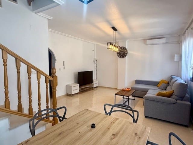 3 soveværelse Byhus til salg i San Miguel de Salinas - € 230.000 (Ref: 9607176)