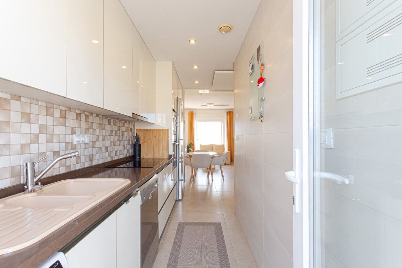 3 makuuhuone Huvila myytävänä paikassa Orihuela Costa - 280 000 € (Ref: 9607178)