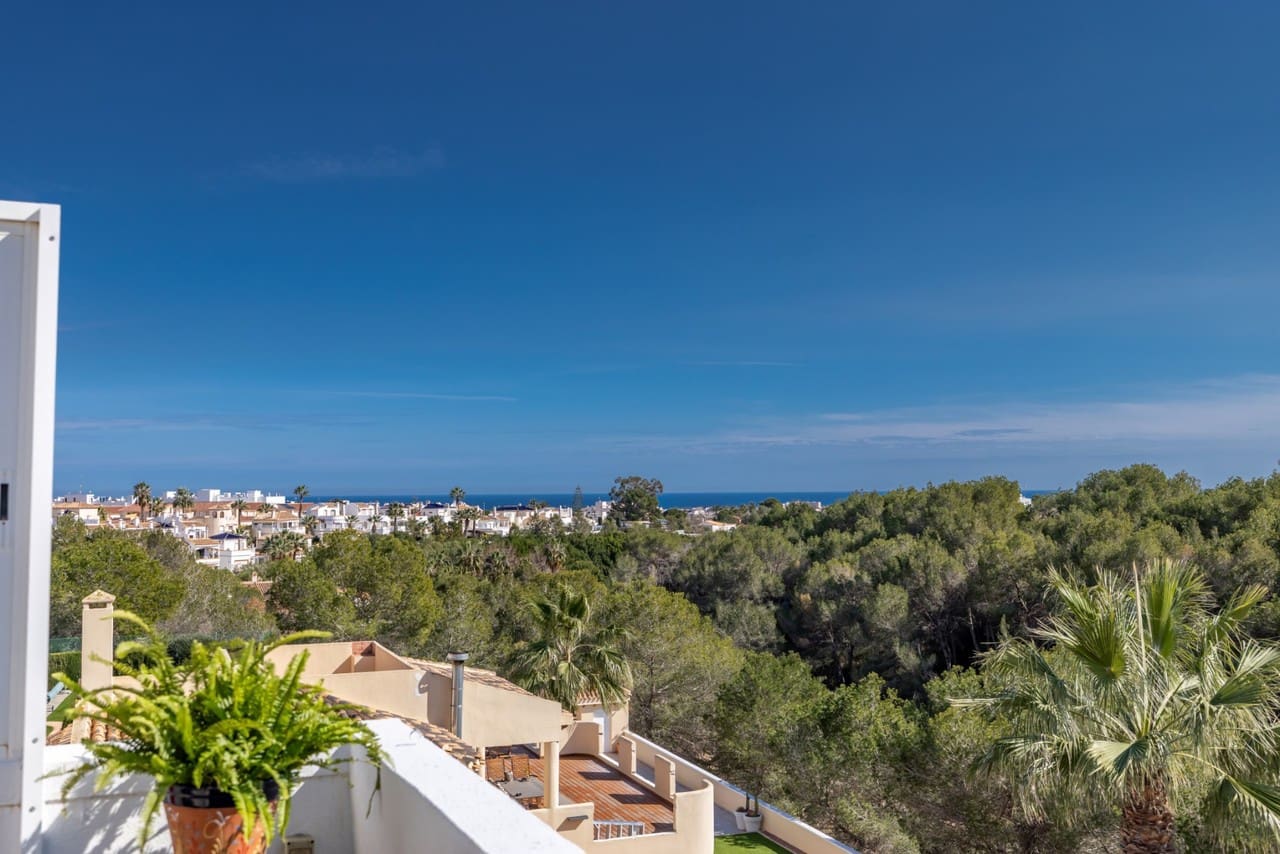 3 bedroom Apartment for sale in Orihuela Costa - € 410,000 (Ref: 9607179)