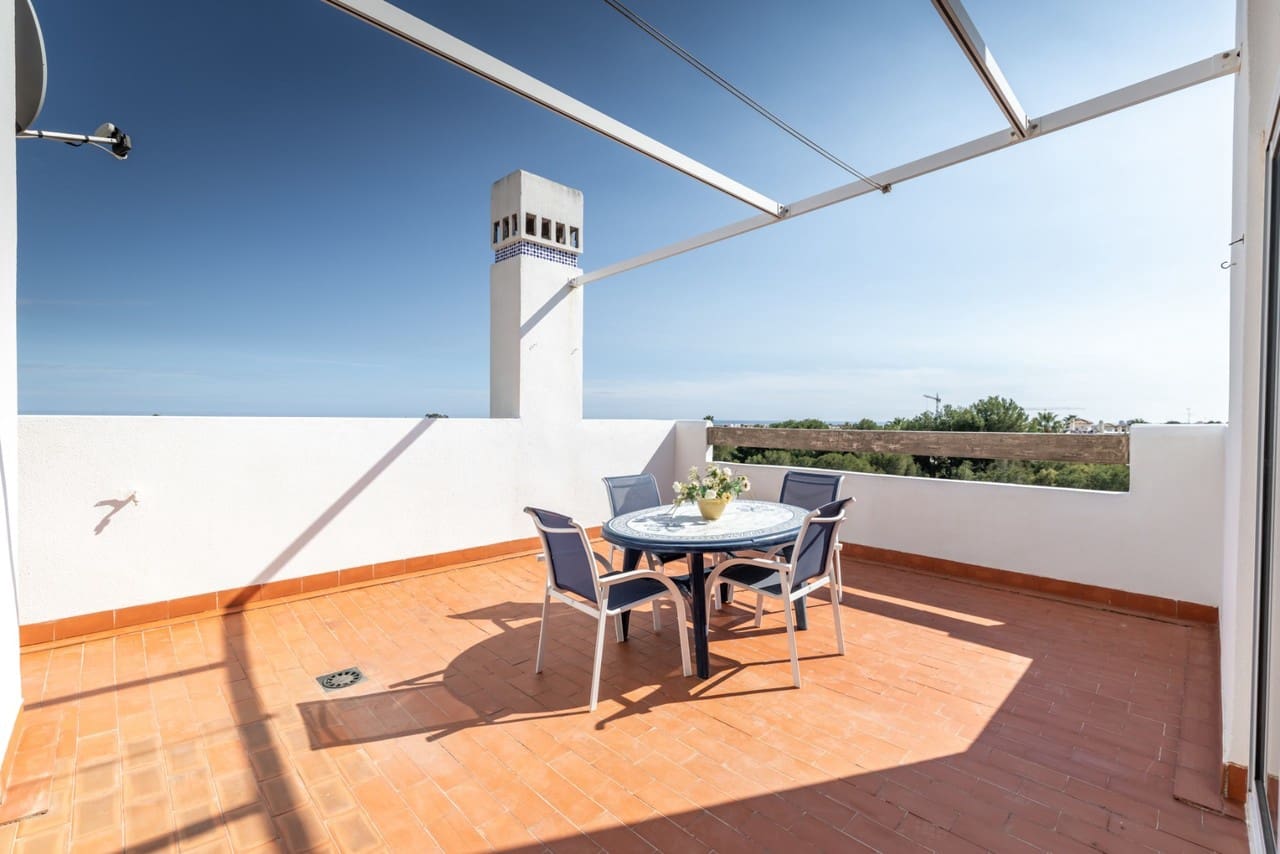 3 bedroom Apartment for sale in Orihuela Costa - € 410,000 (Ref: 9607179)