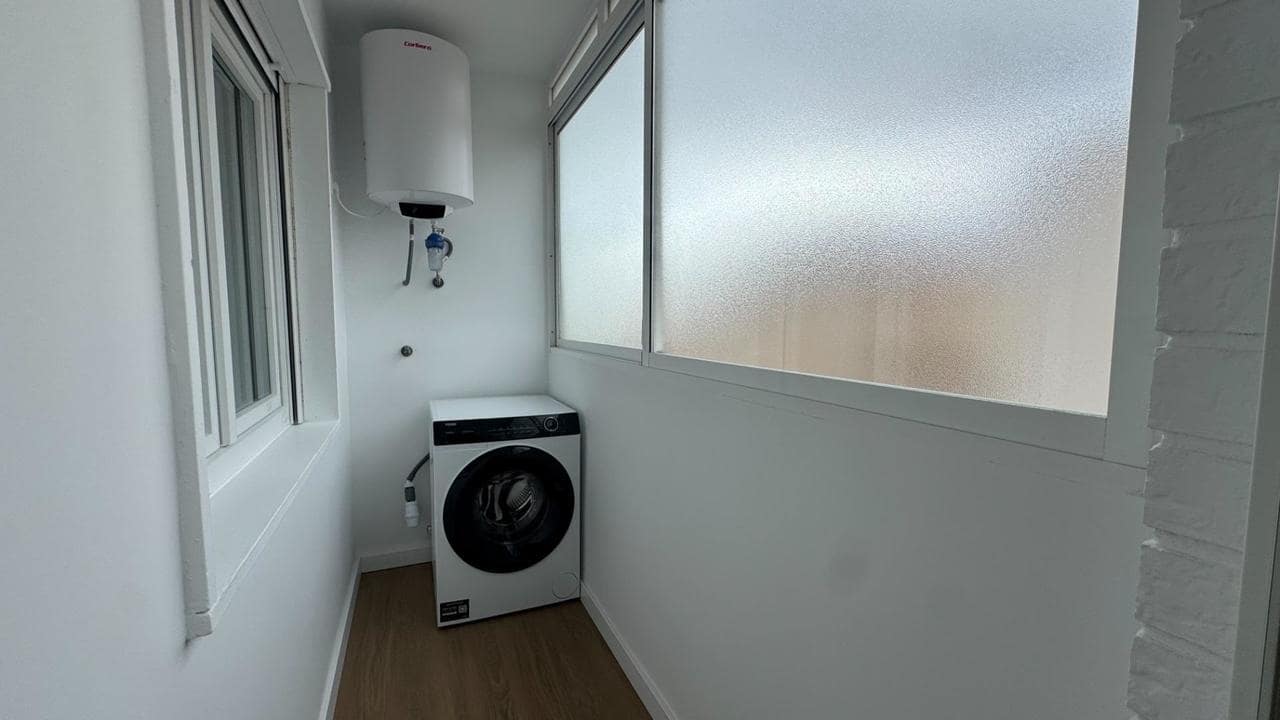 2 makuuhuone Huoneisto myytävänä paikassa Torrevieja mukana uima-altaan - 269 000 € (Ref: 9607190)